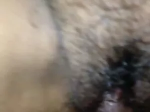 Pelirroja con curvas ...