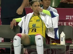 Jasmine Byrne pelicu ...