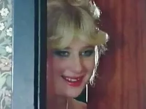 Anita luciendo su he ...